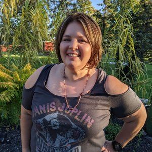 Meet your Posher, Christina